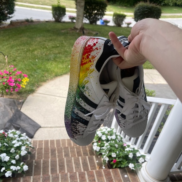 Adidas Superstar Multicolor - Picture 2 of 3